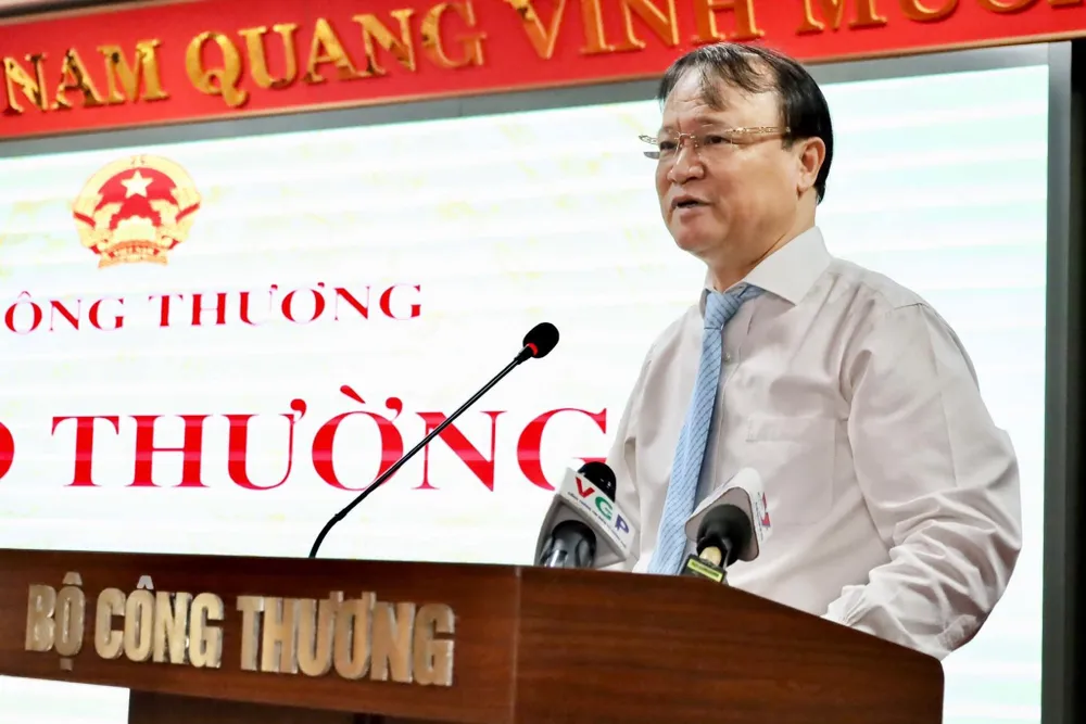 Thứ trưởng Bộ Công thương Đỗ Thắng Hải phát biểu
