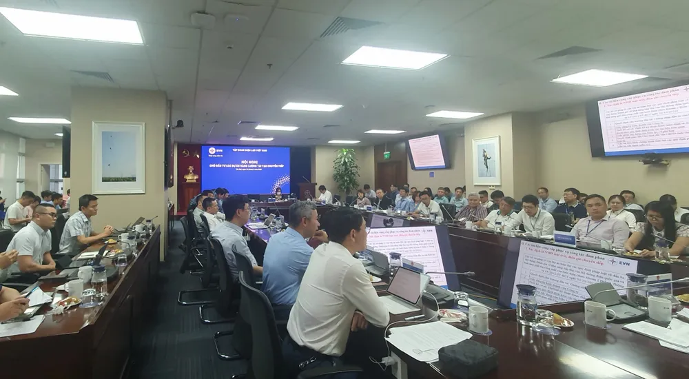 Đến ngày 24-5, đã có 24 chủ đầu tư dự án chấp nhận giá tạm bằng 50% khung giá của Bộ Công thương đưa ra Đến ngày 24-5, đã có 24 chủ đầu tư dự án chấp nhận giá tạm bằng 50% khung giá của Bộ Công thương đưa ra