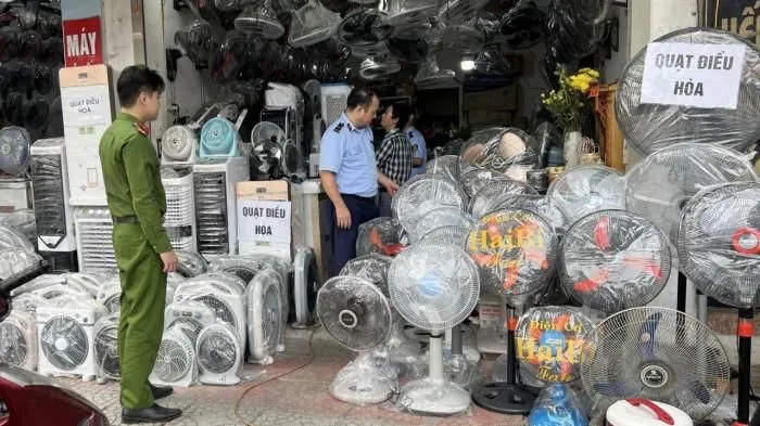 Lực lượng QLTT sẽ tăng cường chấn chỉnh thị trường thiết bị điện Lực lượng QLTT sẽ tăng cường chấn chỉnh thị trường thiết bị điện