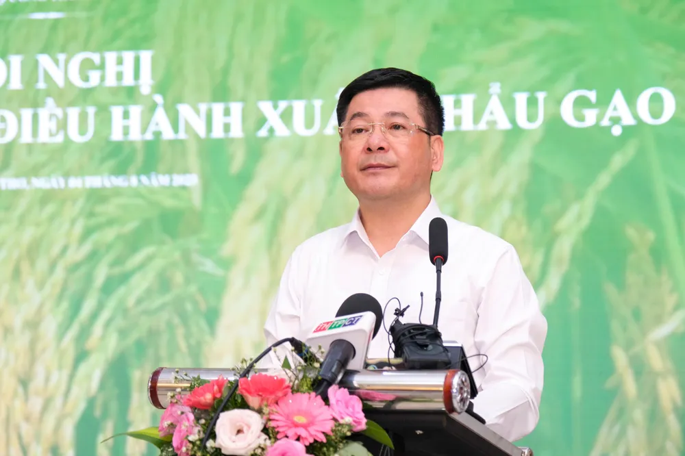 Bộ trưởng Nguyễn Hồng Diên đề xuất các giải pháp cho sản xuất và xuất khẩu gạo Việt Nam Bộ trưởng Nguyễn Hồng Diên đề xuất các giải pháp cho sản xuất và xuất khẩu gạo Việt Nam