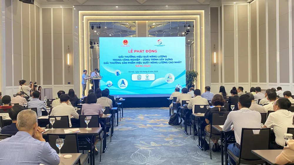 Lễ phát động các giải thưởng cho sản phẩm, giải pháp tiết kiệm năng lượng. Ảnh: VĂN PHÚC Lễ phát động các giải thưởng cho sản phẩm, giải pháp tiết kiệm năng lượng. Ảnh: VĂN PHÚC