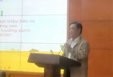 Bộ trưởng Lê Minh Hoan phát biểu tại tọa đàm Bộ trưởng Lê Minh Hoan phát biểu tại tọa đàm