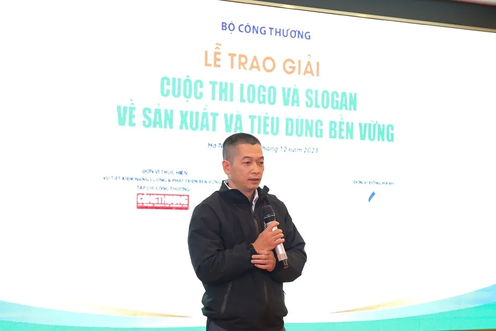 Tác giả đoạt giải nhất phát biểu img-4545-7637.jpeg