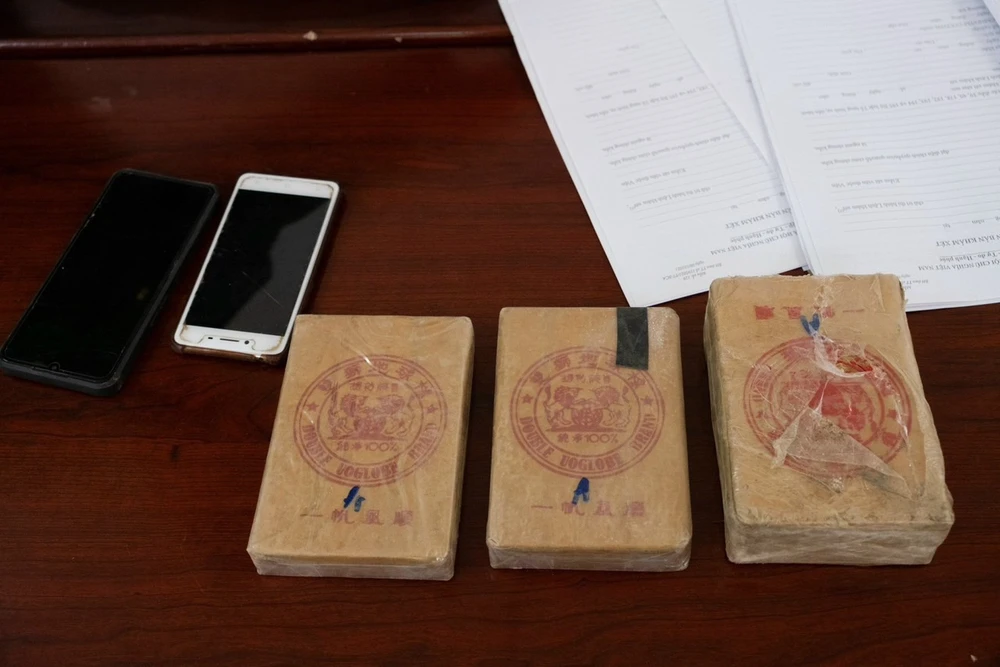 Những bánh heroin là tang vật thu giữ từ đối tượng Nguyễn Quang Tuấn. Ản: Công an tỉnh Lai Châu img-7458-6800.jpeg