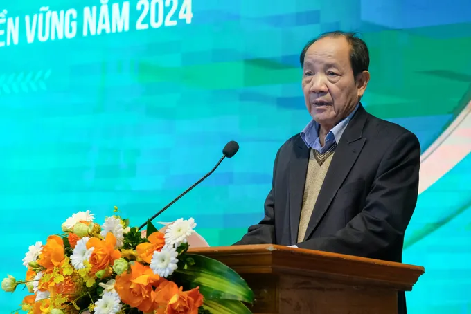 Chủ tịch Tổng hội NN-PTNT Việt Nam Hồ Xuân Hùng phát biểu tại diễn đàn. Ảnh: TÙNG ĐINH IMG_6074.jpeg