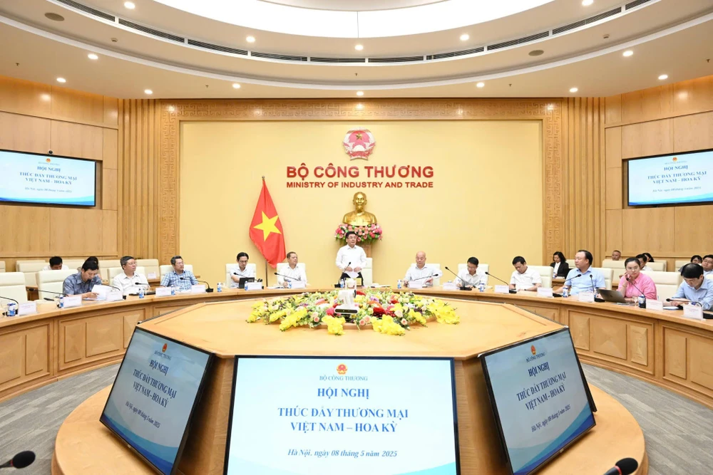 Quang cảnh cuộc họp của Bộ Công thương với các doanh nghiệp. Ảnh: MOIT IMG_8825.jpeg