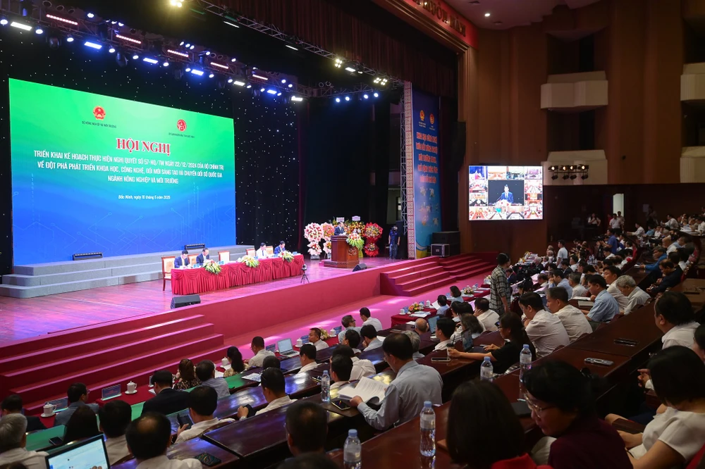Hơn 500 đại biểu dự hội nghị về khoa học công nghệ trong nông nghiệp và môi trường. Ảnh: THƠ THƠ 2bdcfd4afe4d4ec76a5544615e358825.jpeg