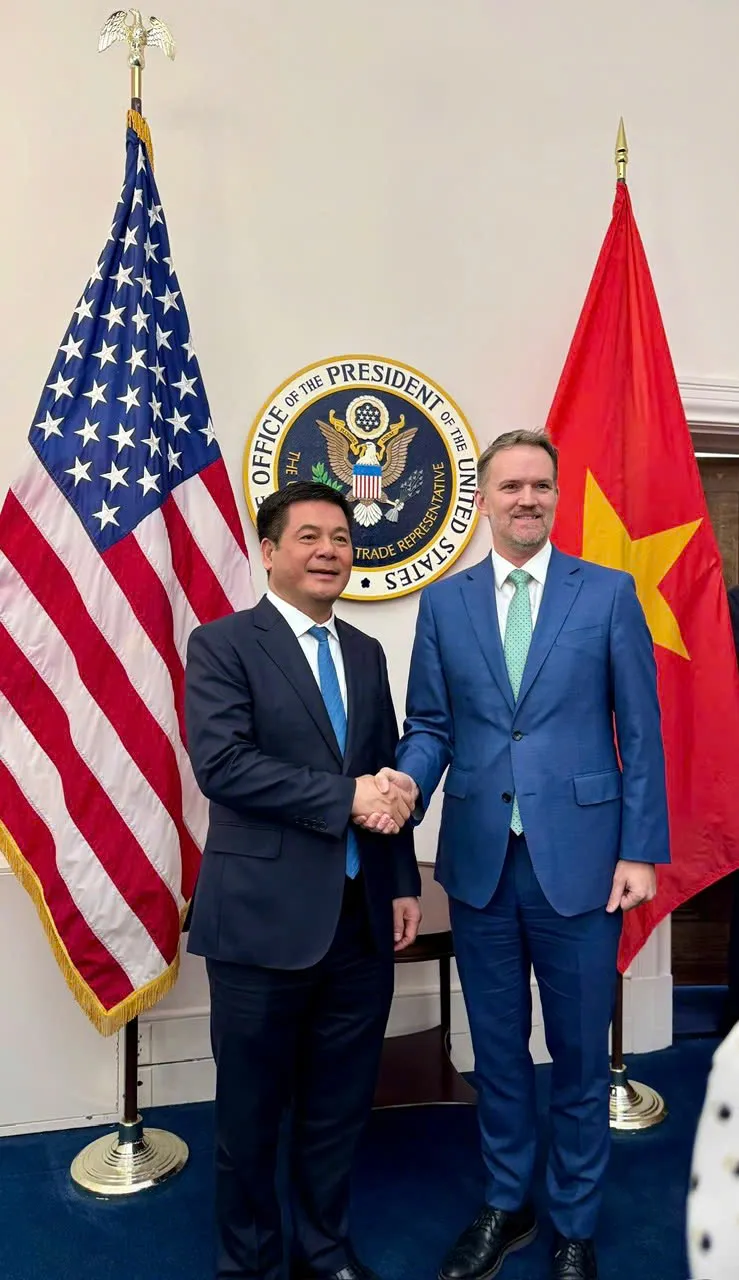 Bộ trưởng Bộ Công thương Việt Nam Nguyễn Hồng Diên đã có phiên đàm phán với Đại sứ, Trưởng Đại diện Thương mại Hoa Kỳ Jamieson Greer. Ảnh: MOIT IMG_9167.jpeg