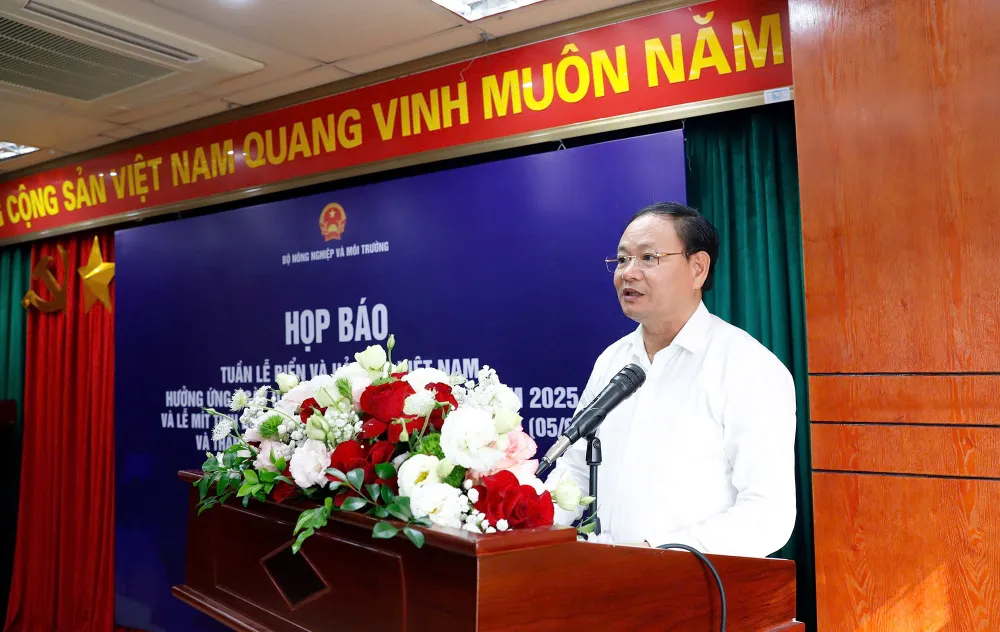 Thứ trưởng Bộ Nông nghiệp và Môi trường Lê Minh Ngân phát biểu IMG_9312.jpeg