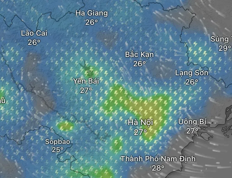 Dự báo tầm 18 giờ hôm nay, Hà Nội và nhiều nơi có mưa. Nguồn: GFS IMG_9448.jpeg