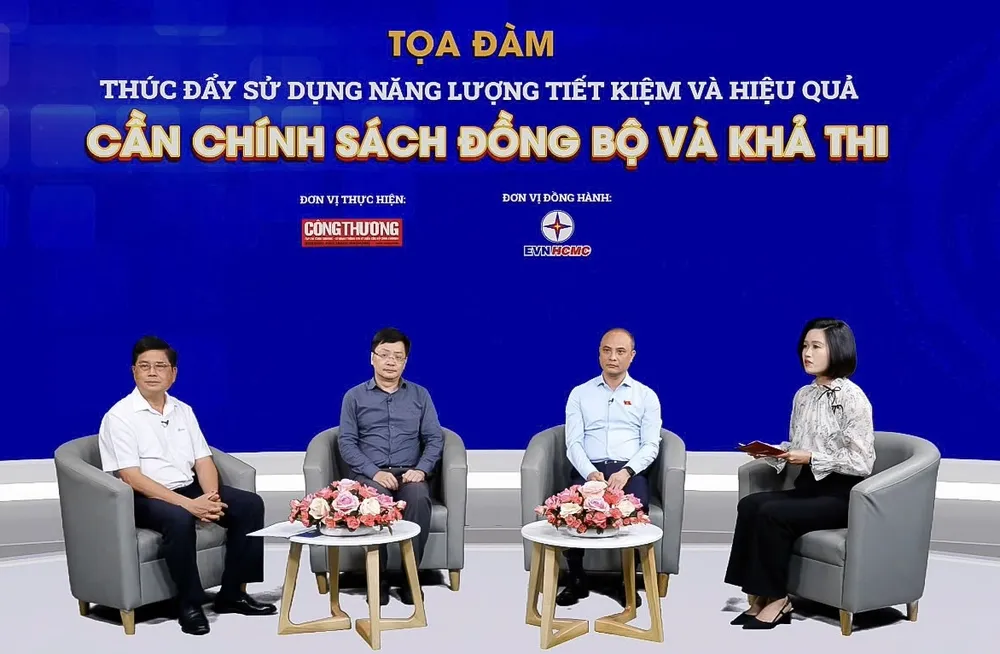 Các đại biểu dự tọa đàm sáng 5-6 IMG_9487.jpeg