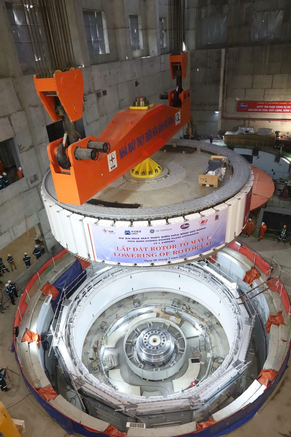 Rotor tổ máy số 1. Ảnh: EVN IMG_0232.jpeg