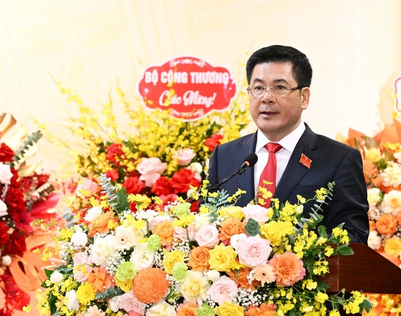 Bộ trưởng Bộ Công thương Nguyễn Hồng Diên phát biểu khai mạc đại hội ngày 16-7 IMG_0436.jpeg