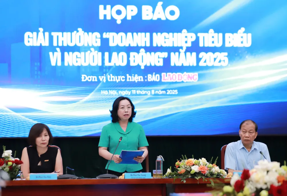 Bà Thái Thu Xương, Phó Chủ tịch Thường trực Tổng Liên đoàn Lao động Việt Nam, phát biểu IMG_1246.jpeg