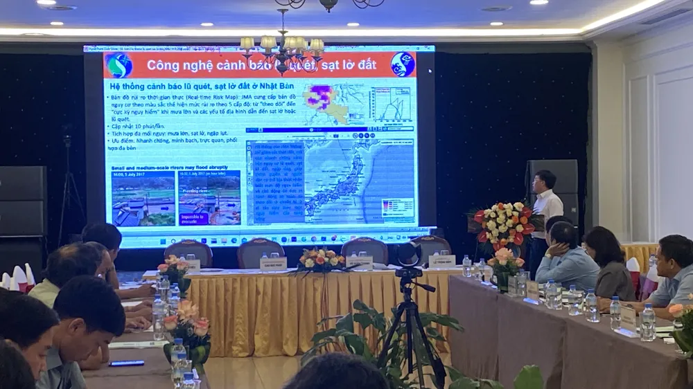 Quang cảnh diễn đàn sáng 12-8 tại tỉnh Ninh Bình IMG_1258.jpeg