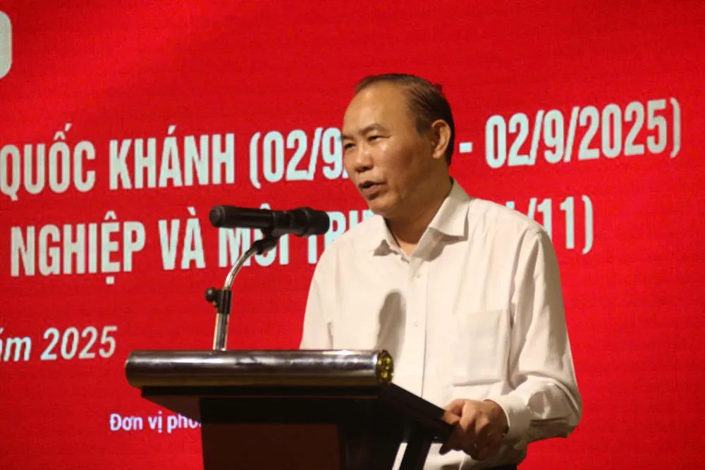Thứ trưởng Bộ Nông nghiệp và Môi trường Phùng Đức Tiến phát biểu IMG_1420.jpeg