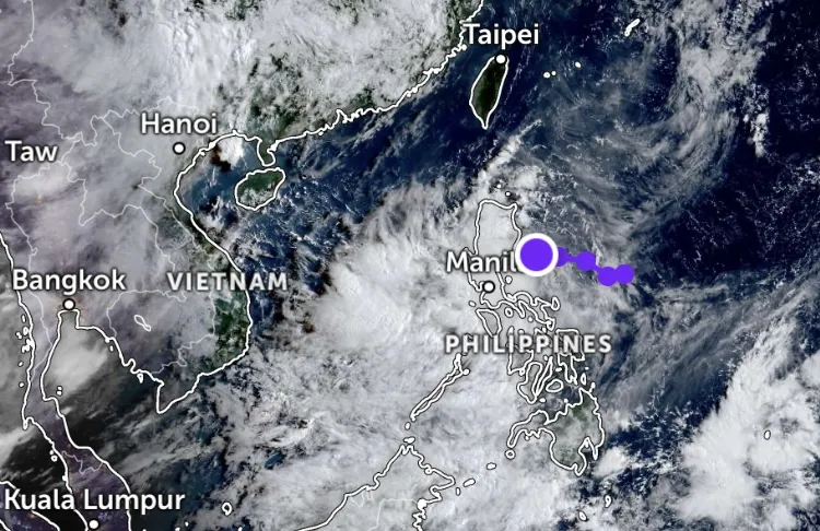 8월 22일 오전 7시 위성사진은 동해 중부 지역의 날씨가 악화된 것을 보여줍니다. 출처: Zoom Earth IMG_1544.jpeg