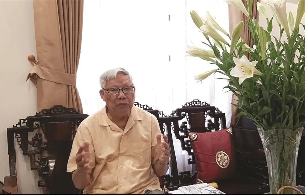 សមមិត្ត ឡឺ ហ៊ុយ ង៉ោ ក្នុងកិច្ចសន្ទនាជាមួយសារព័ត៌មានក្នុងឆ្នាំ ២០២១។ រូបថត៖ កាសែត DT&PT IMG_2360.jpeg