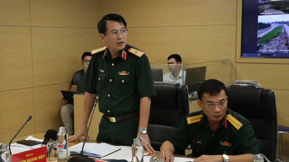 Đại diện Bộ Quốc phòng thông tin công tác sẵn sàng ứng phó bão số 10 IMG_2710.jpeg