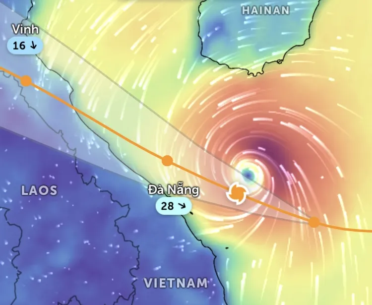 Mô hình dự báo của JTWC về vị trí bão số 10 (Bualoi) đổ bộ từ đêm nay 28-9 theo giờ Việt Nam. Nguồn: Z.E IMG_2769.jpeg
