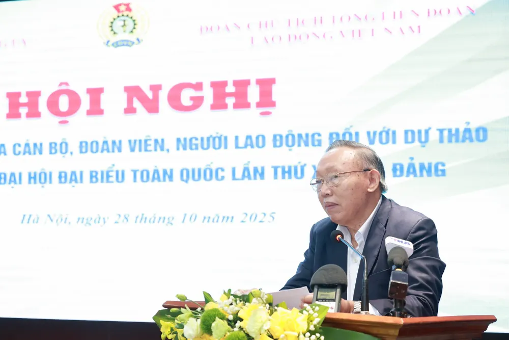 Đại tá, PGS-TS Bùi Đình Bôn phát biểu tại hội nghị c46091670f9eaf80e8cde564a15bf1e1.jpeg