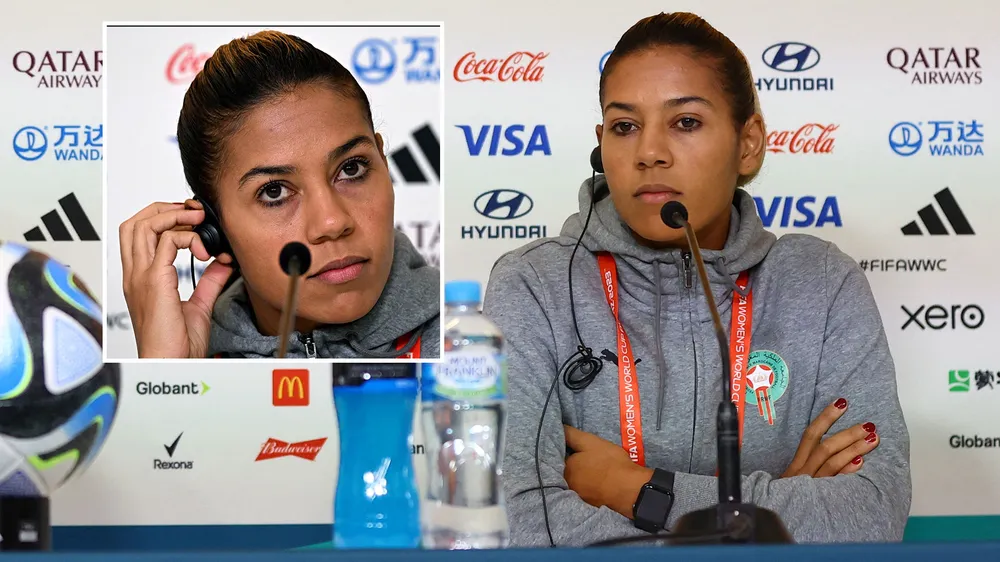 BBC xin lỗi vì đã hỏi đội trưởng Morocco có bao nhiêu người trong đội là đồng tính nữ