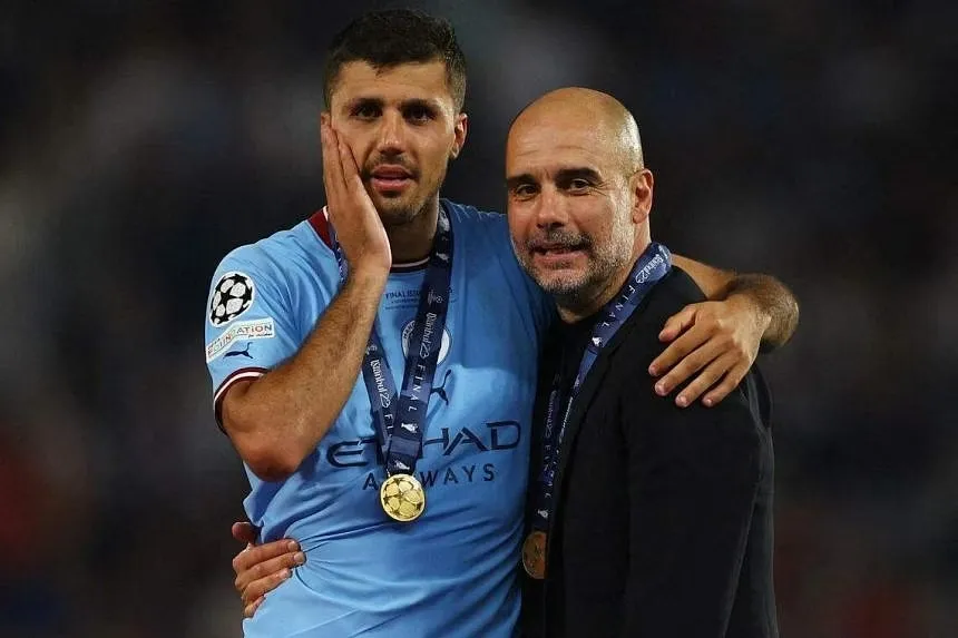 Rodri và Pep sau trận chung kết Champions League
