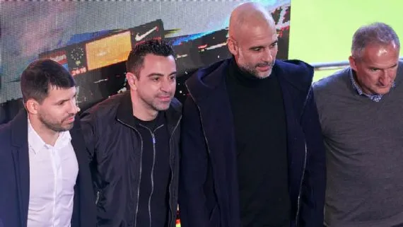 Aguero, Xavi, Guardiola và Begiristain