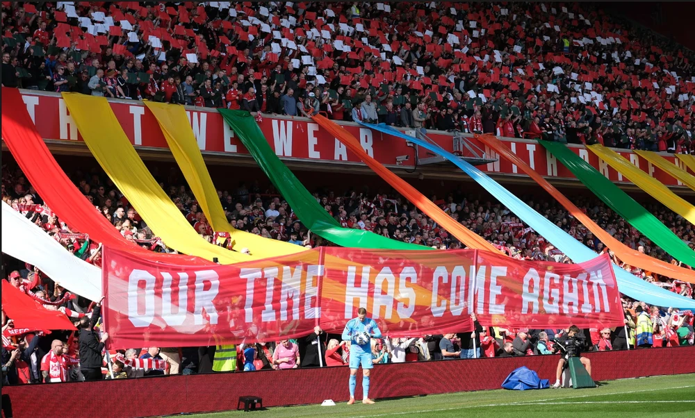 Nottingham Forest đang nắm trong tay cơ hội giành vé dự Champions League