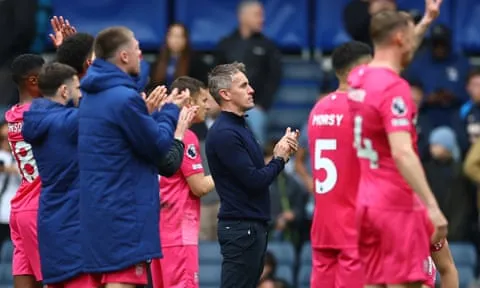 Kieran McKenna vẫn giữ được danh tiếng dù mùa giải tại Premier League đầy thách thức. Ảnh: Matthew Childs/Action Images/Reuters Kieran McKenna vẫn giữ được danh tiếng dù mùa giải tại Premier League đầy thách thức. Ảnh: Matthew Childs/Action Images/Reuters