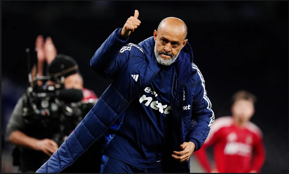 Đến lượt HLV Nuno và Nottingham cảm ơn "Bác sĩ Tottenham"