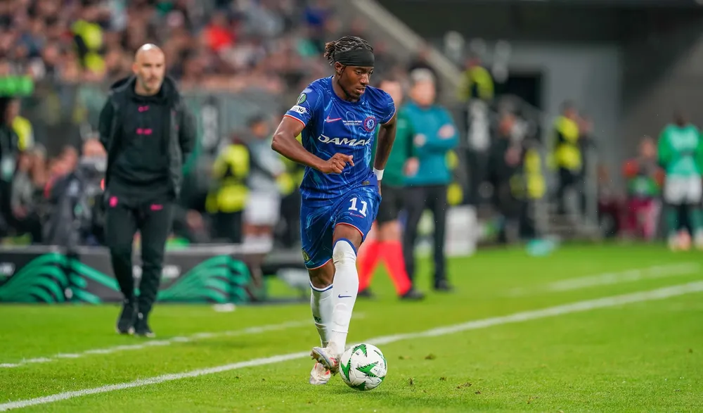 Noni Madueke đã giúp Chelsea vô địch Conference League, nhưng một số người lo ngại về sự phát triển của anh. Ảnh: Alex Young/Every Second Media/Shutterstock 6000-_1_.jpg