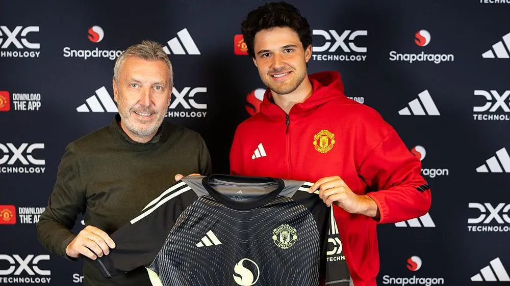 Tại sao Man United đặt cược vào tài năng thô của thủ môn Senne Lammens