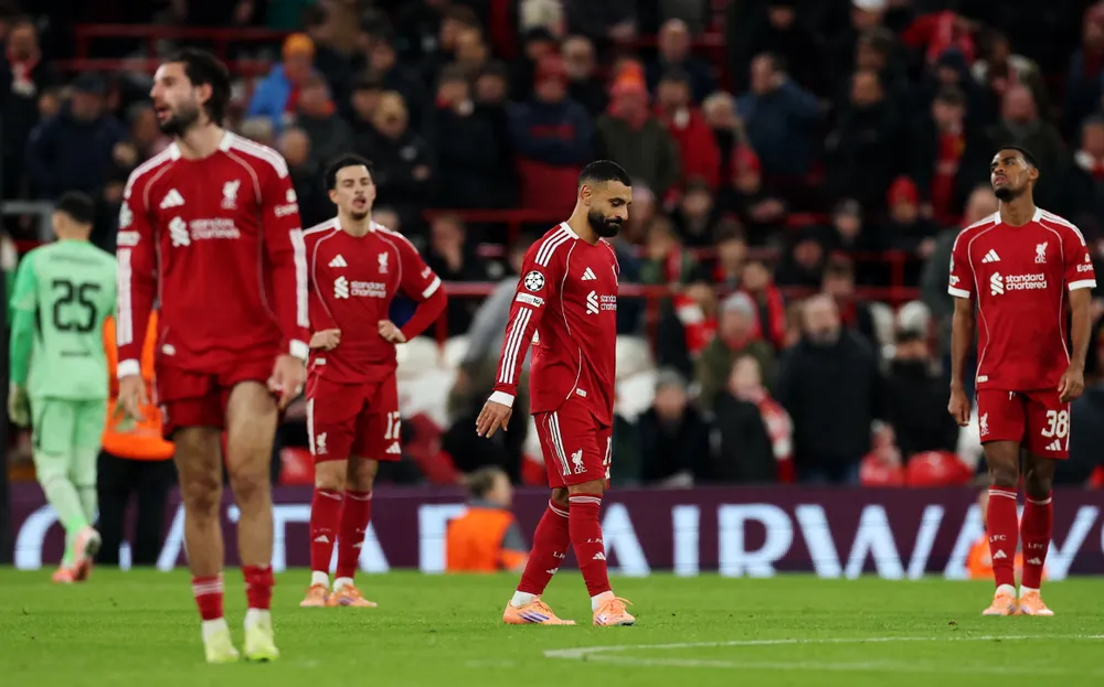 Arne Slot và thách thức sửa chữa cỗ máy dị dạng của Liverpool