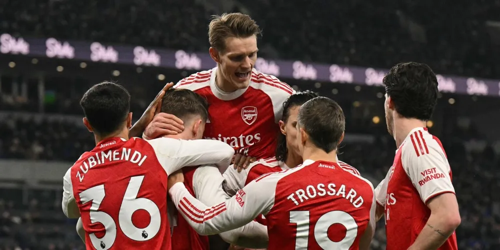 Cửa ải Tháng Giêng: Hành trình trên mặt băng của Arsenal