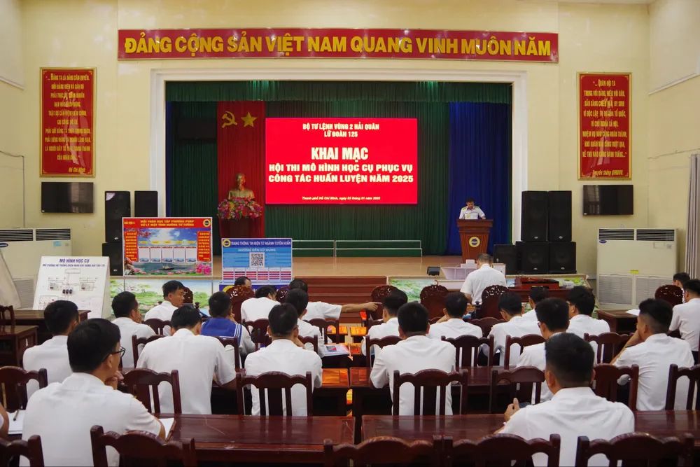 Quang cảnh hội thi. Ảnh: ĐỨC VIỆT Quang cảnh hội thi - Đức Việt.jpg