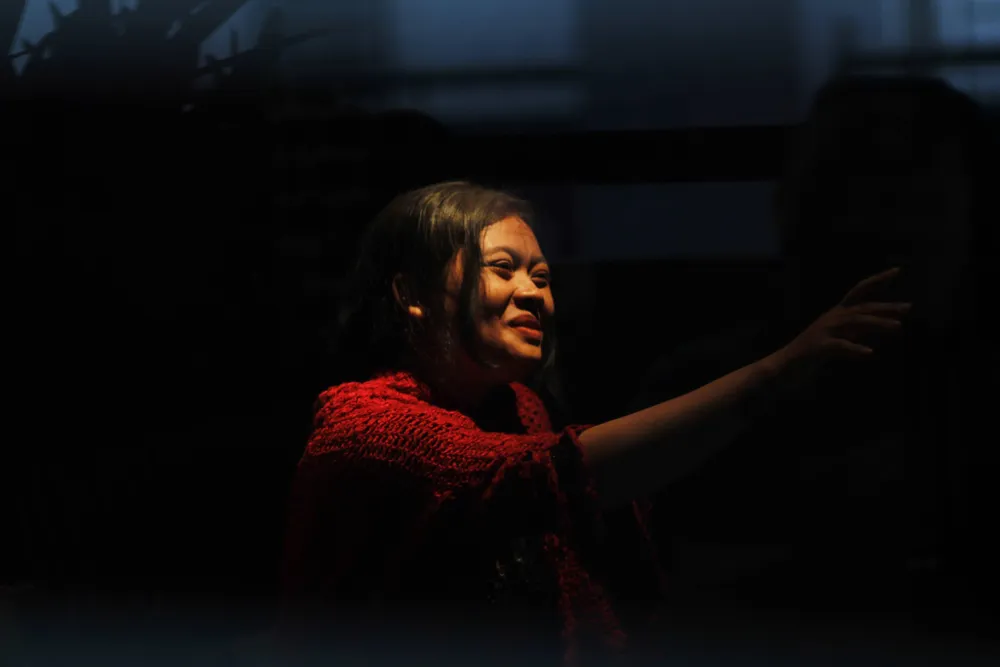 Từ giảng đường đến... sân khấu ảnh 2