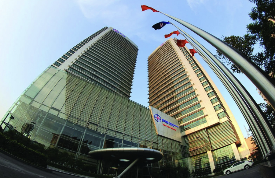 国有企业董事长、总经理月薪最高可达3亿2000万元 