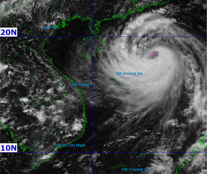 10月4日下午“麦德姆”台风位置及移动路径预报。 
