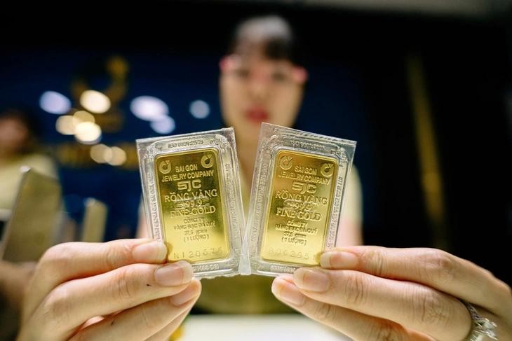 连日来，黄金价格不断上涨。 