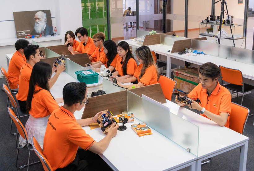 FPT大学生正在上课。图自越通社 