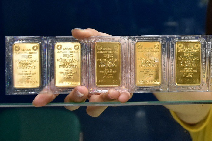 每两金片卖出价挂牌在1亿5100万元。图自互联网 