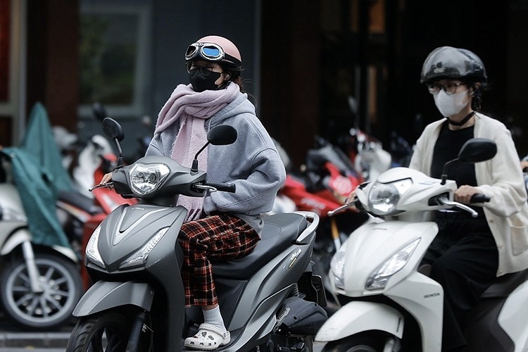 冷空气增强，北部进入冬季首轮严寒天气。