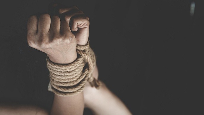 尼日利亚一女子中学遭袭 数十名学生被绑架