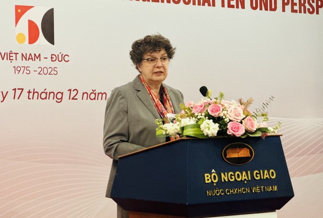 vna-potal-toa-dam-ky-niem-50-nam-thiet-lap-quan-he-ngoai-giao-viet-nam-duc-8477034.jpg