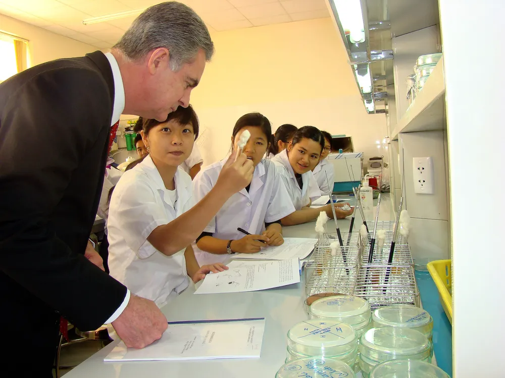 Lần đầu tiên Việt Nam có hai đại học lọt vào top 1.000 của thế giới ảnh 2