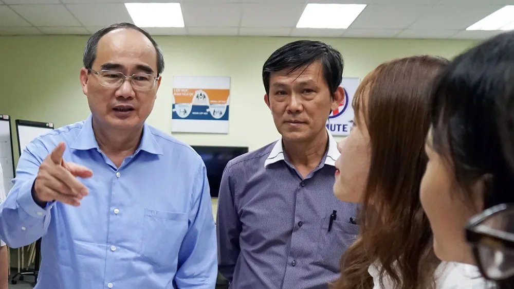 TPHCM sẵn sàng hỗ trợ các trường đổi mới sáng tạo và nghiên cứu ảnh 1