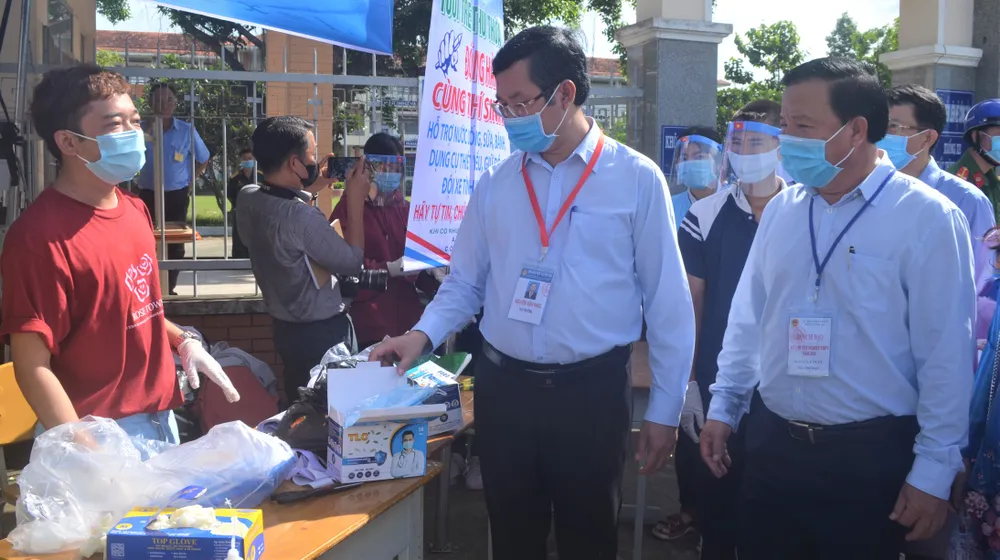 Sở GD-ĐT tỉnh Long An lên kịch bản ứng phó với dịch Covid-19 trong kỳ thi THPT  ảnh 4