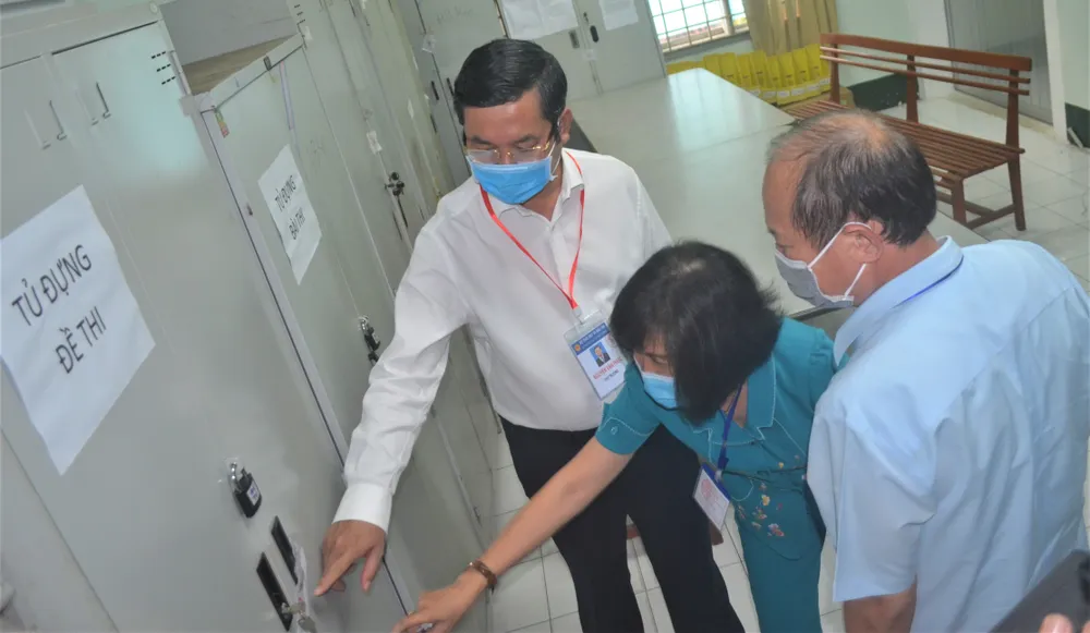TPHCM kiểm soát tốt phòng dịch và 100% thí sinh được dự thi ảnh 3 TPHCM kiểm soát tốt phòng dịch và 100% thí sinh được dự thi ảnh 3