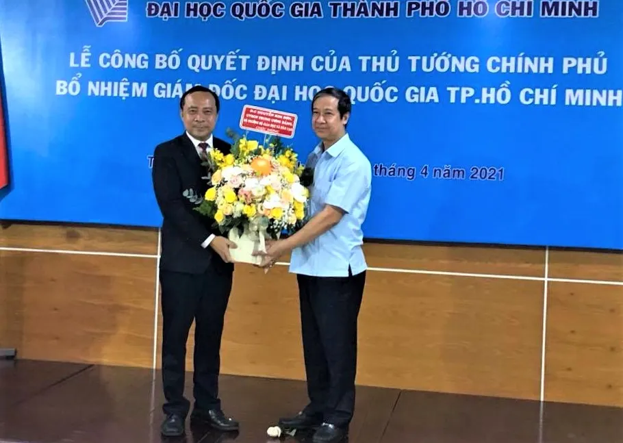 Trao quyết định bổ nhiệm ông Vũ Hải Quân làm Giám đốc Đại học Quốc gia TPHCM ảnh 4 Trao quyết định bổ nhiệm ông Vũ Hải Quân làm Giám đốc Đại học Quốc gia TPHCM ảnh 4